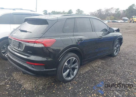 2024 Audi Q4 E-Tron Premium 55 Quattro z USA, uszkodzony, nr VIN WA1KUBFZ2RP063694